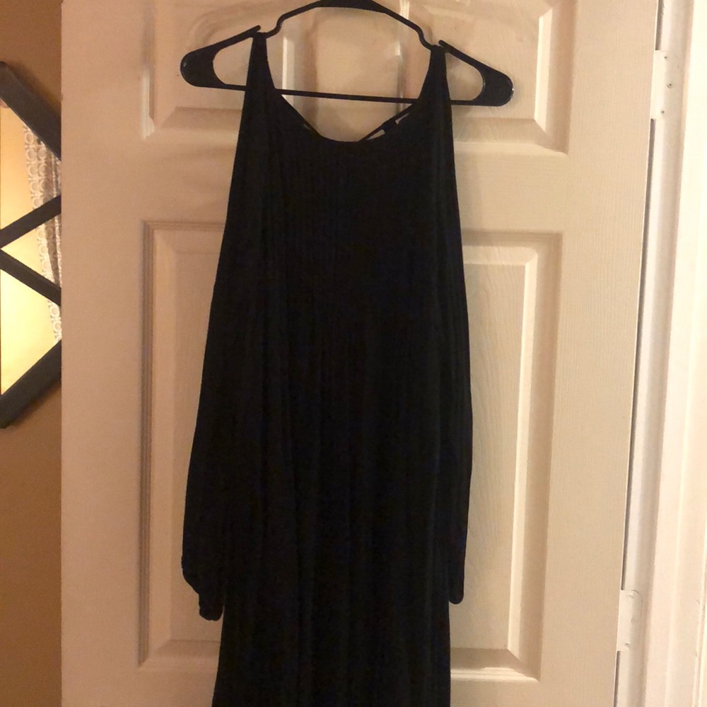 Old navy cold shoulder dress